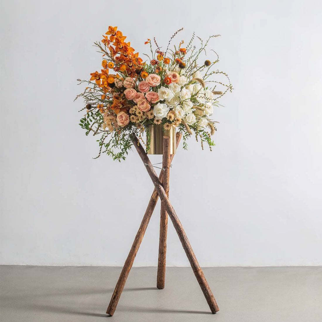 Modern Deluxe Flower Stand